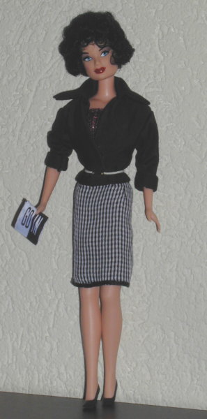 Dolores in Going to the office